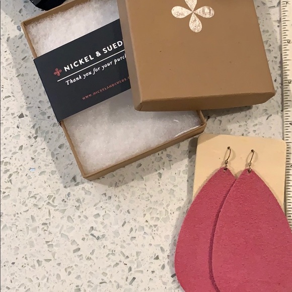 Nickel and Suede azalea pink suede in size Large - Picture 3 of 4